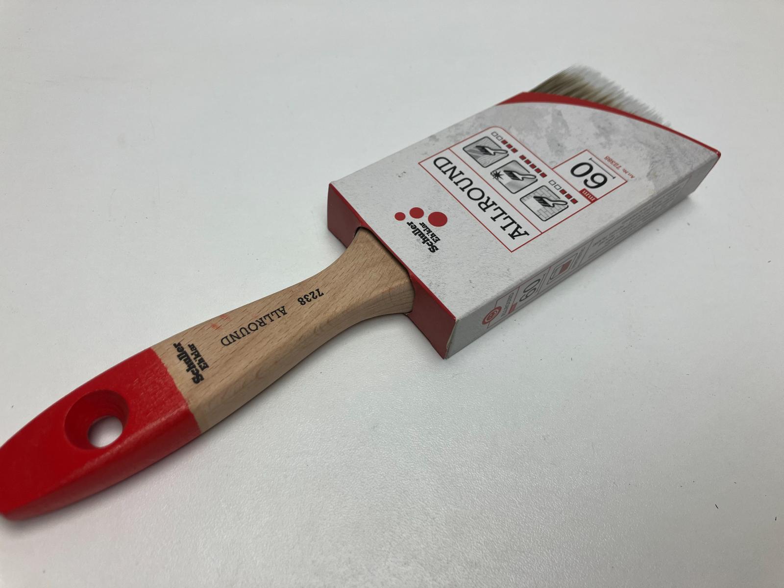 Kvalitný plochý štetec AllRound 7238 s drevenou rukoväťou